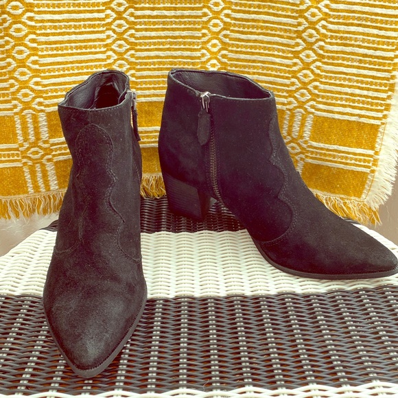 Dolce Vita suede leather bootie - Picture 1 of 7